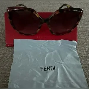 Fendi | Accessories | Fendi Oversized Sunglasses No Signs Of  display picture 1